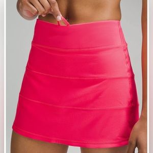 Lululemon Pace Rival MR Skirt
* Long size 6 LIPG